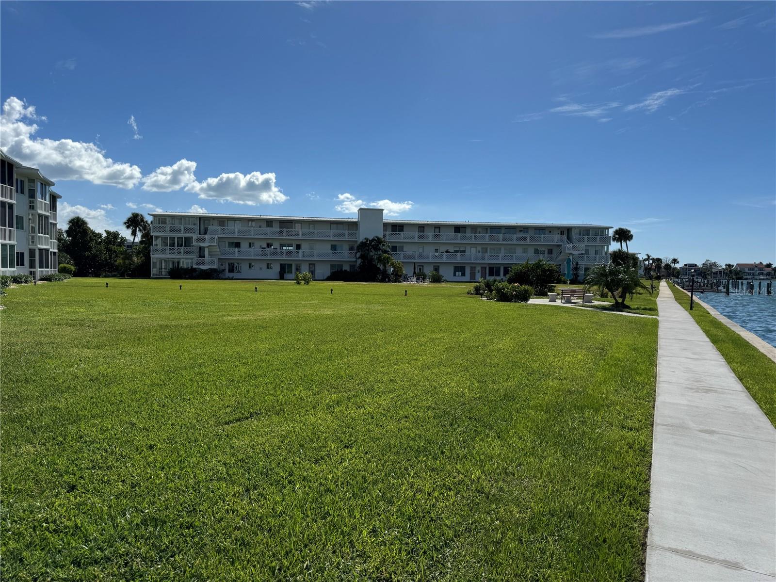 767 John Ringling Blvd #2 Property Photo 1