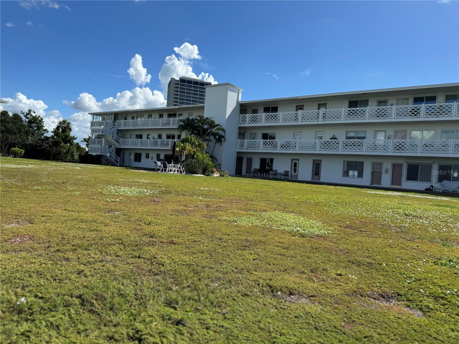 767 John Ringling Blvd #2 Property Photo 2