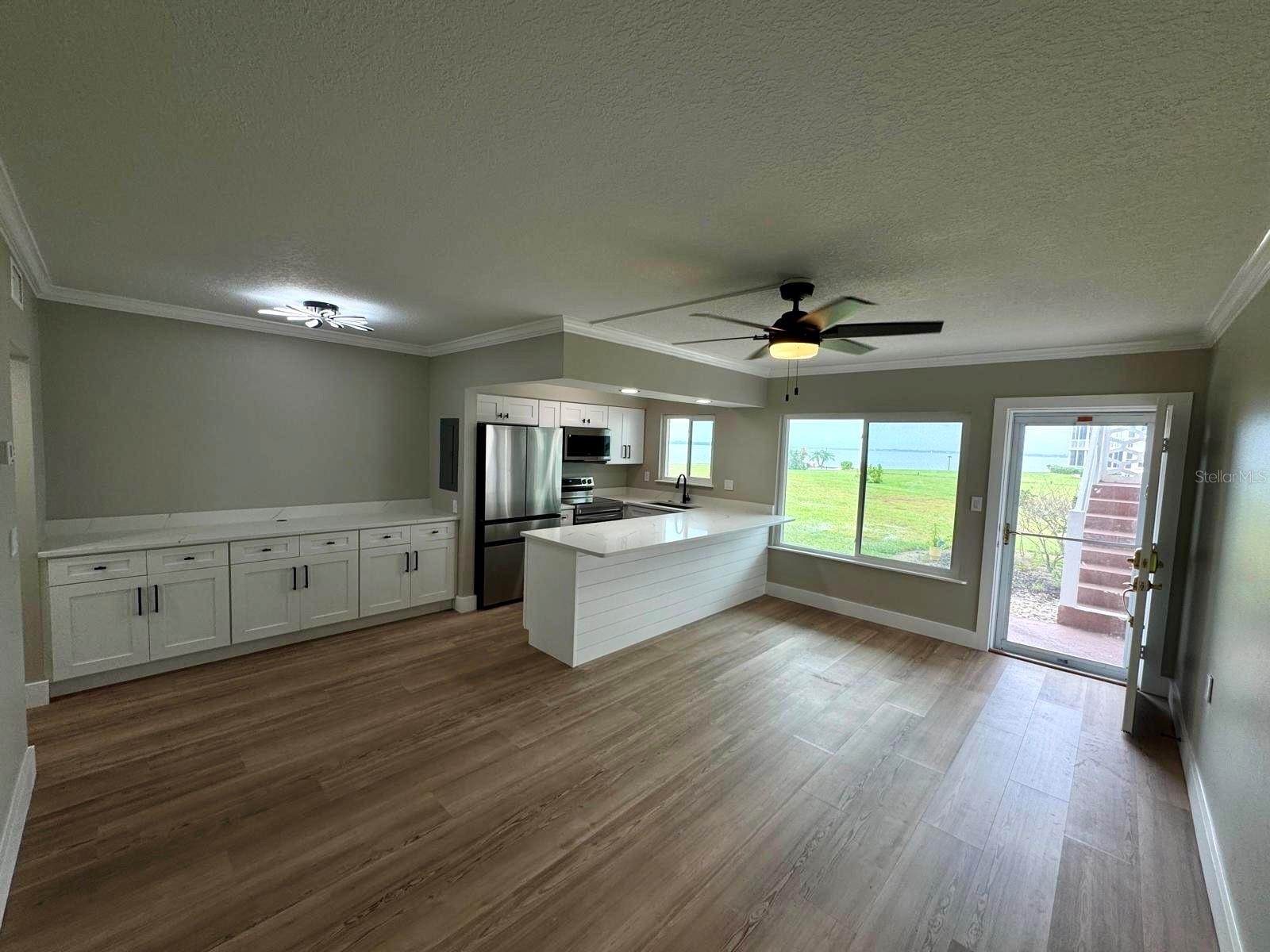 767 John Ringling Blvd #2 Property Photo 3