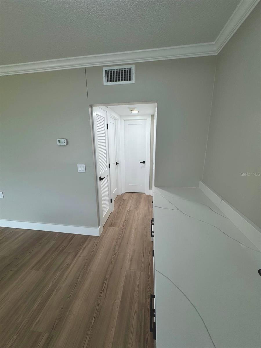 767 John Ringling Blvd #2 Property Photo 9