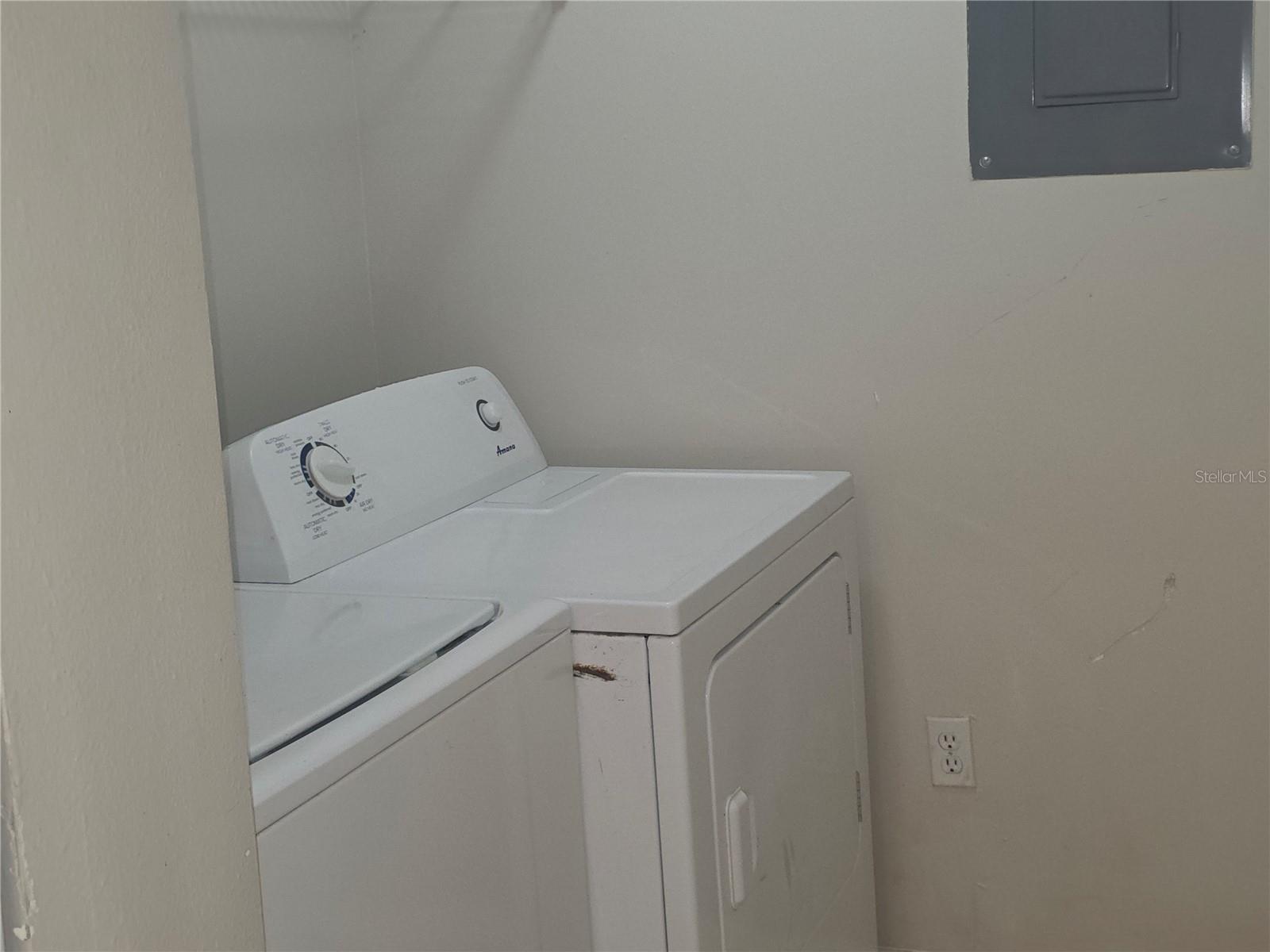 5566 Metrowest Blvd #303 Property Photo 8