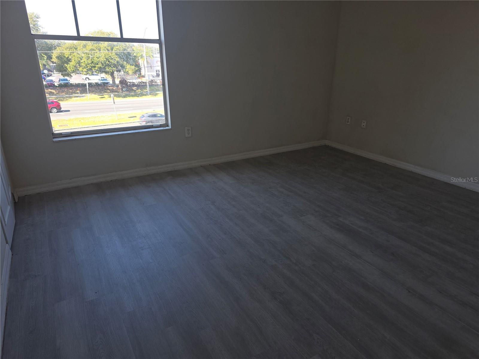 5566 Metrowest Blvd #303 Property Photo 9