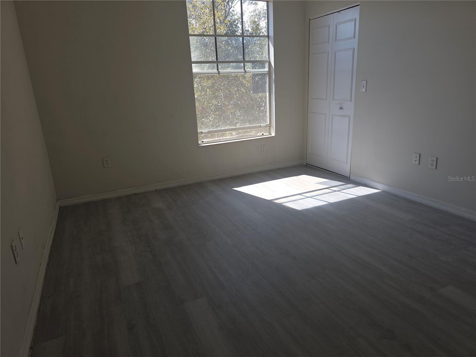 5566 Metrowest Blvd #303 Property Photo 10