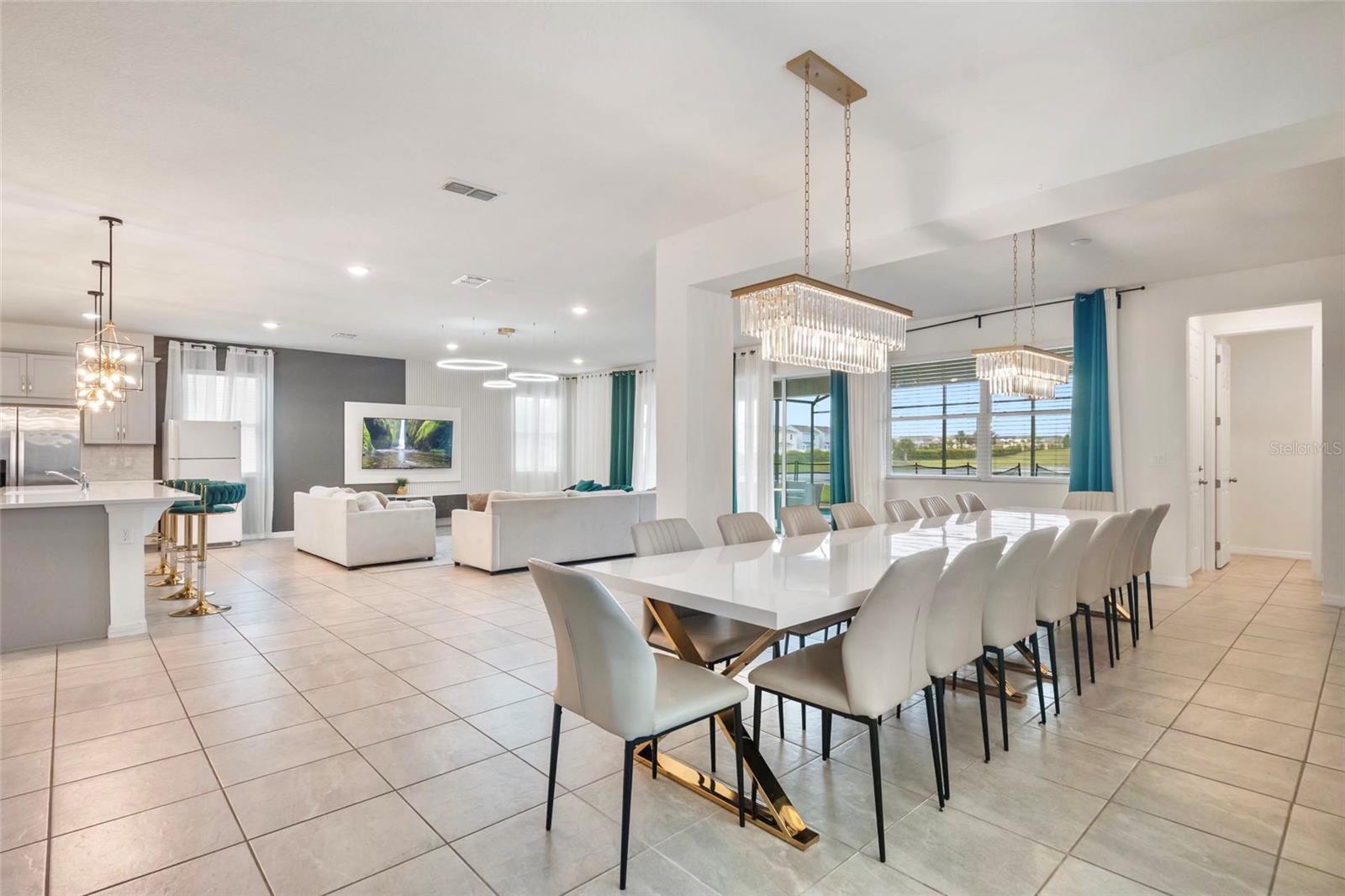 1594 Mermaid Cove Way Property Photo 12