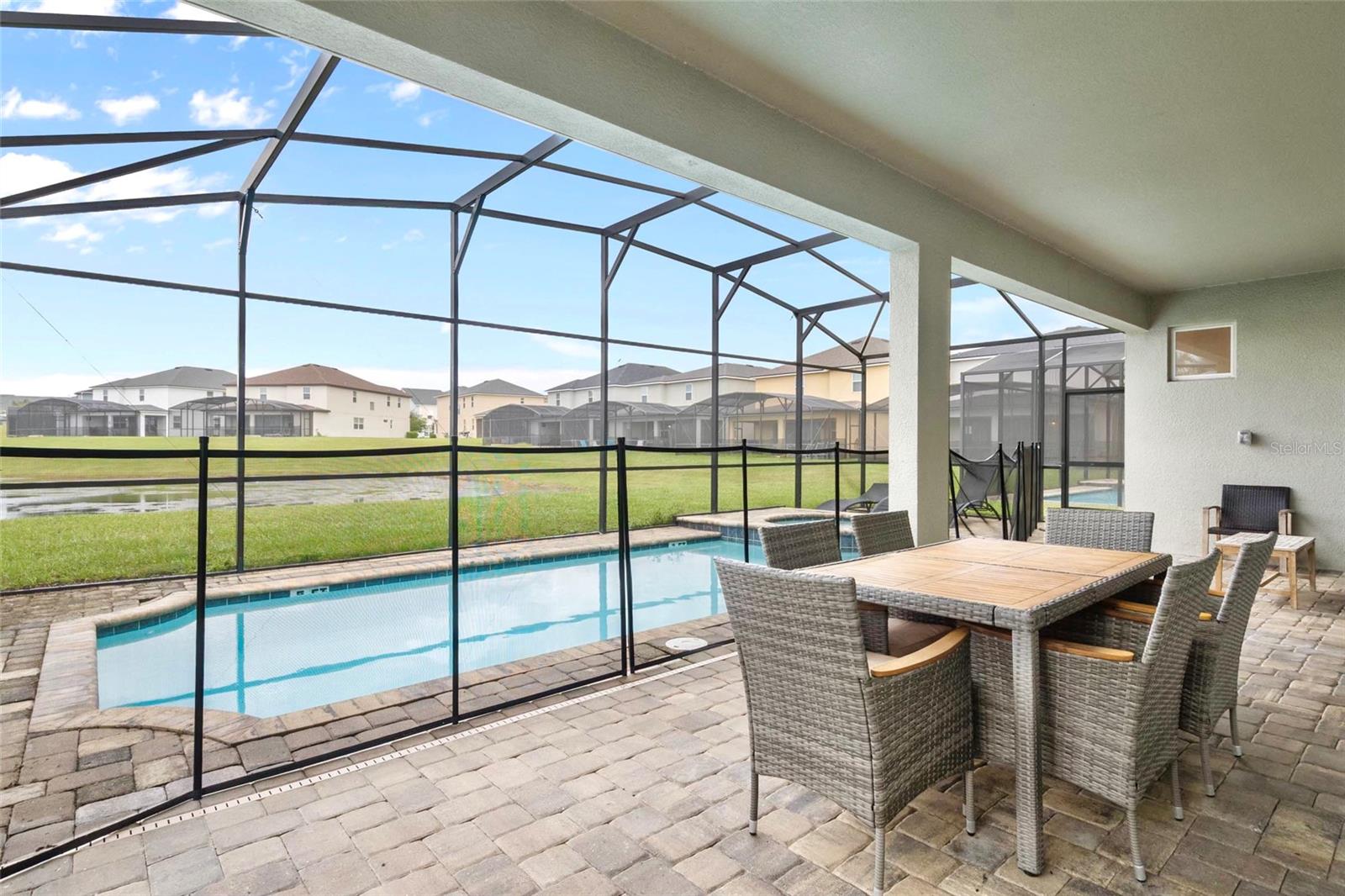 1594 Mermaid Cove Way Property Photo 20
