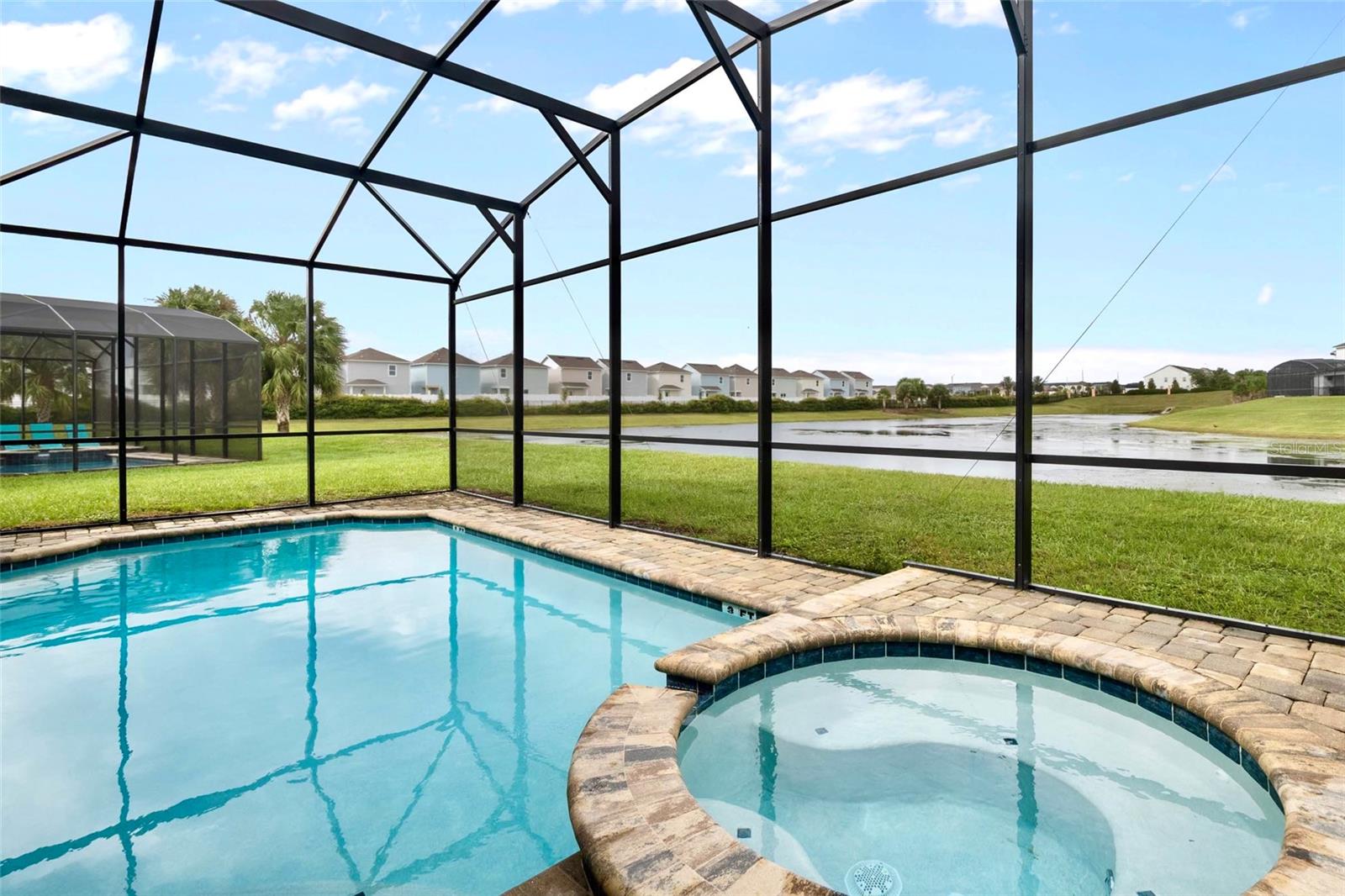 1594 Mermaid Cove Way Property Photo 21