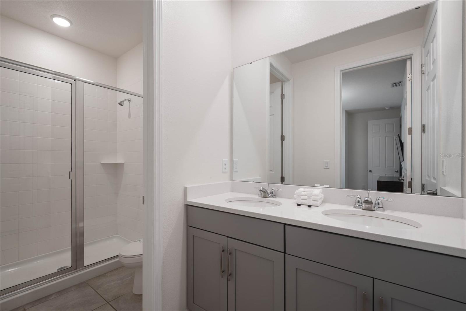 1594 Mermaid Cove Way Property Photo 42