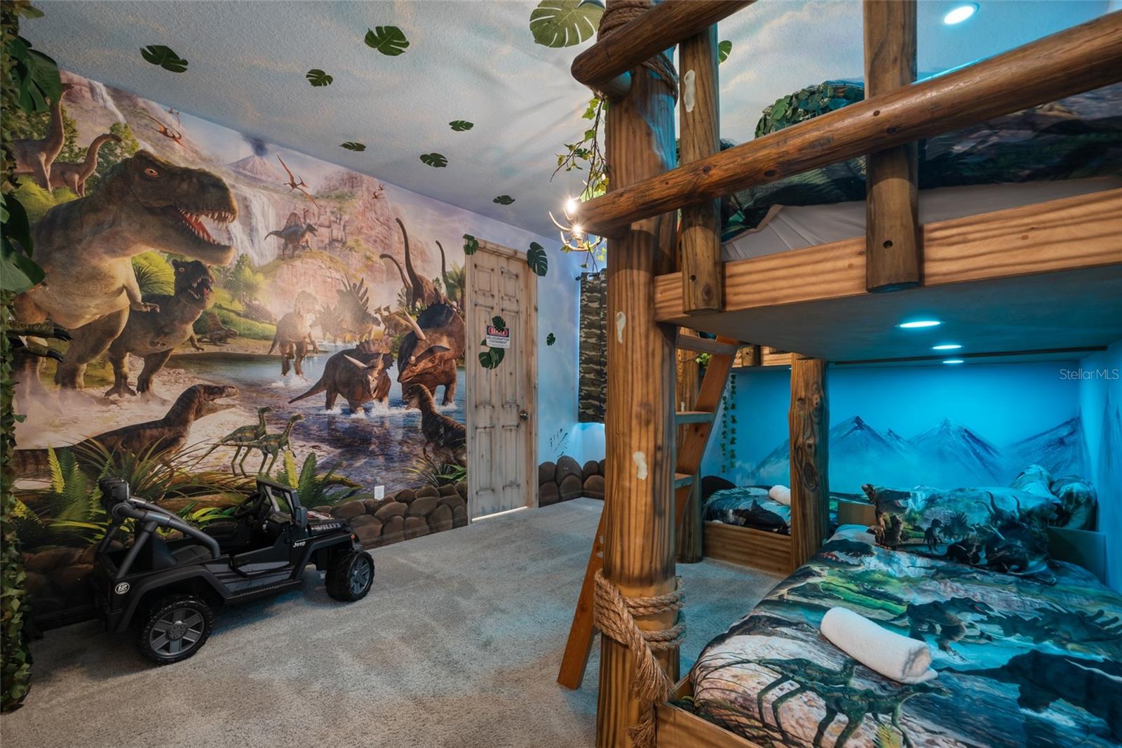 1594 Mermaid Cove Way Property Photo 46