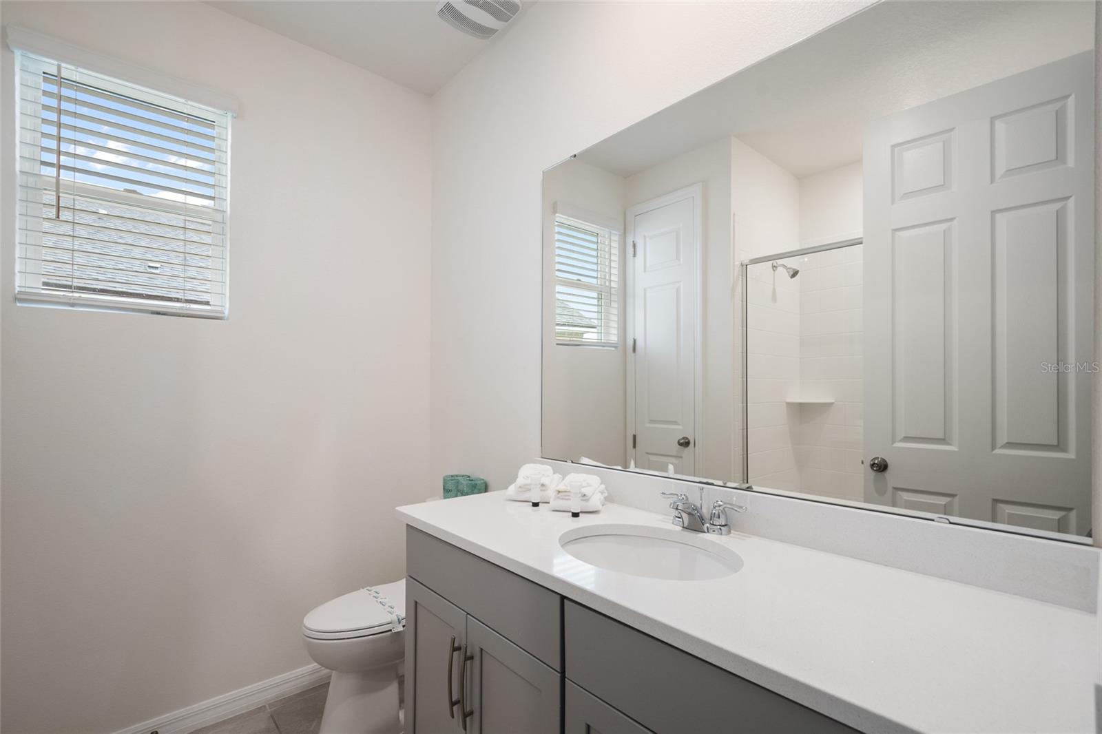 1594 Mermaid Cove Way Property Photo 60