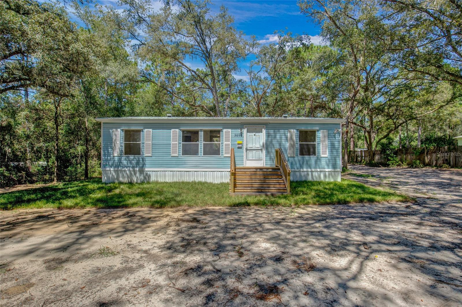 3095 E Possum Ct Property Photo 3
