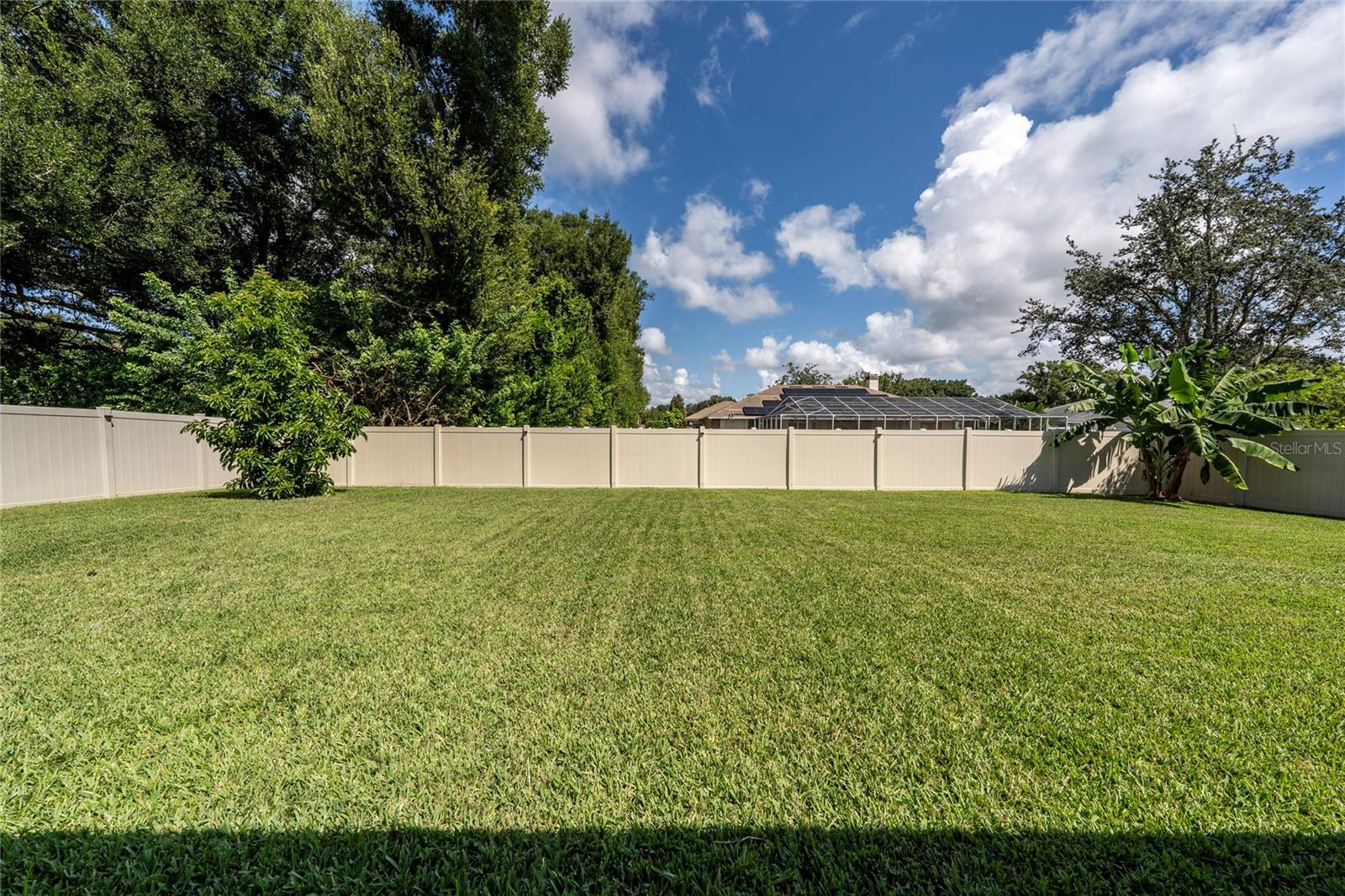 252 Samantha Ave, Property Photo 28