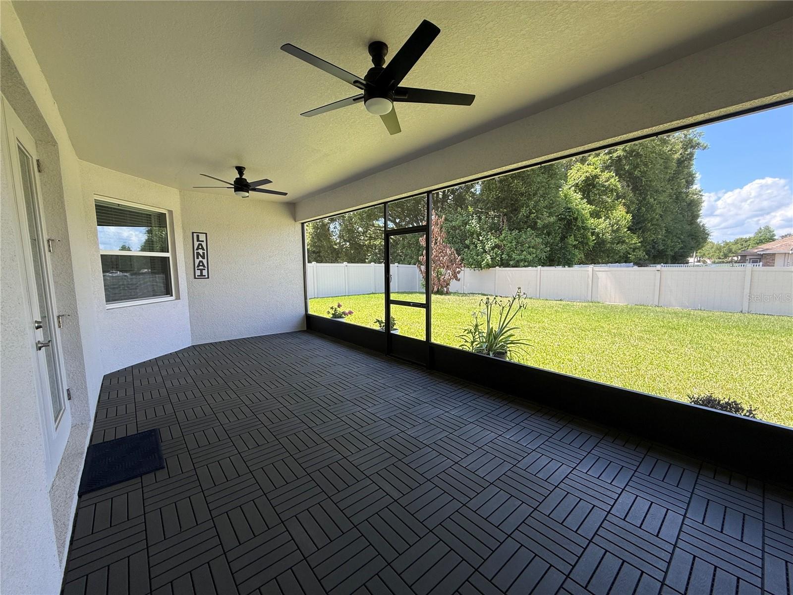 252 Samantha Ave, Property Photo 37