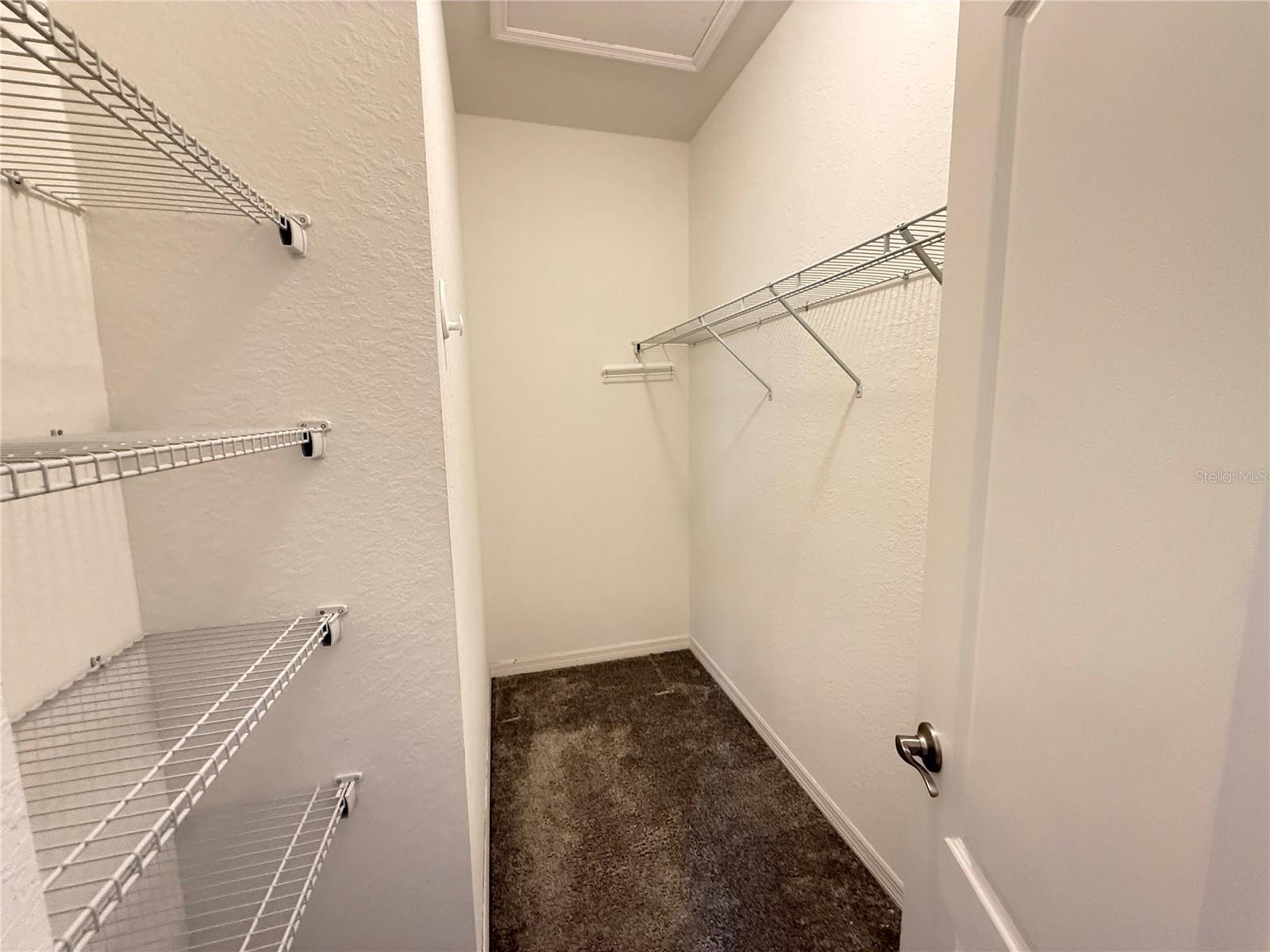 252 Samantha Ave, Property Photo 40