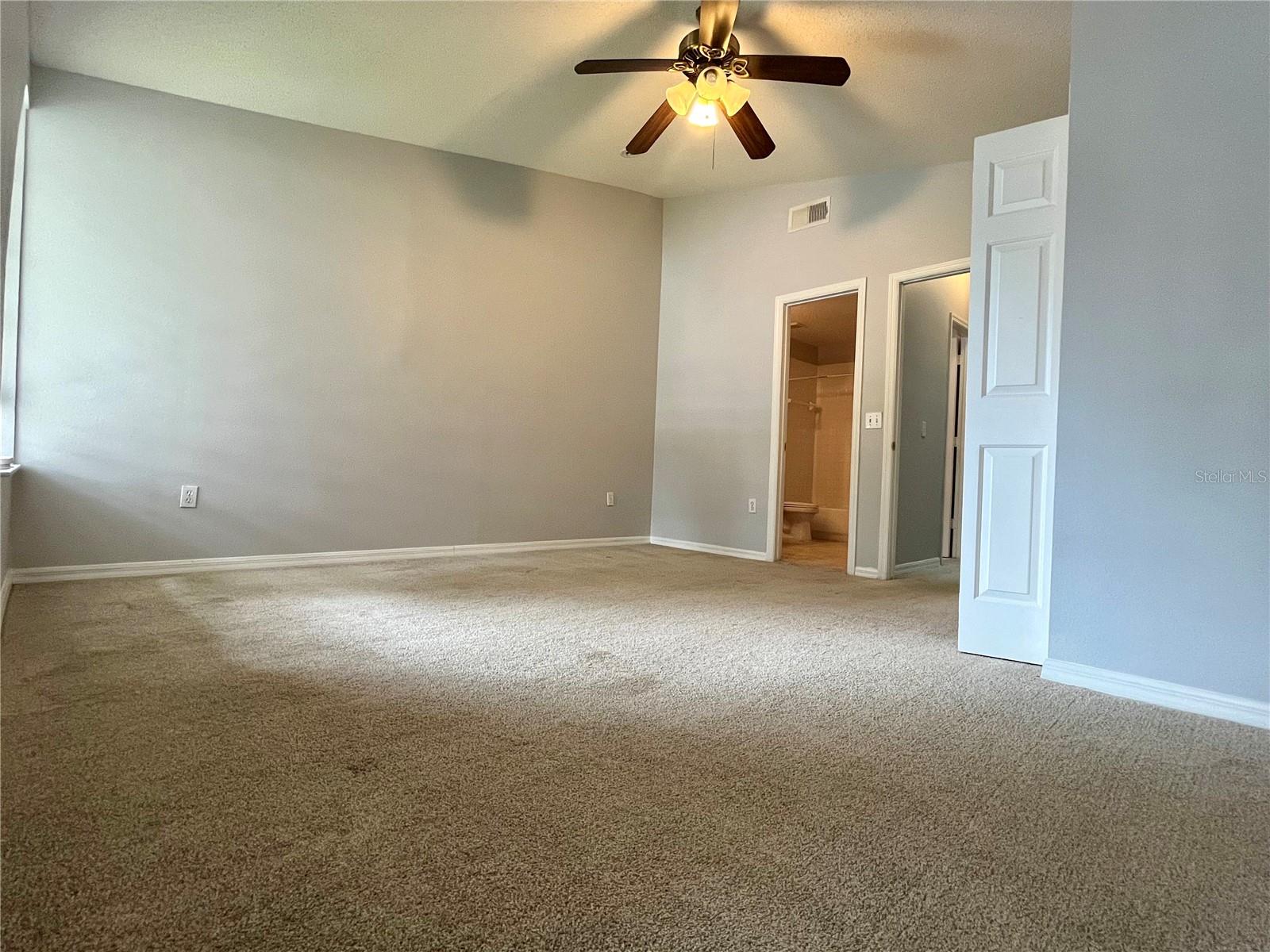 1647 Windsor Oak Ct Property Photo 12