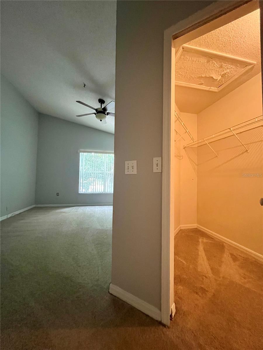 1647 Windsor Oak Ct Property Photo 13