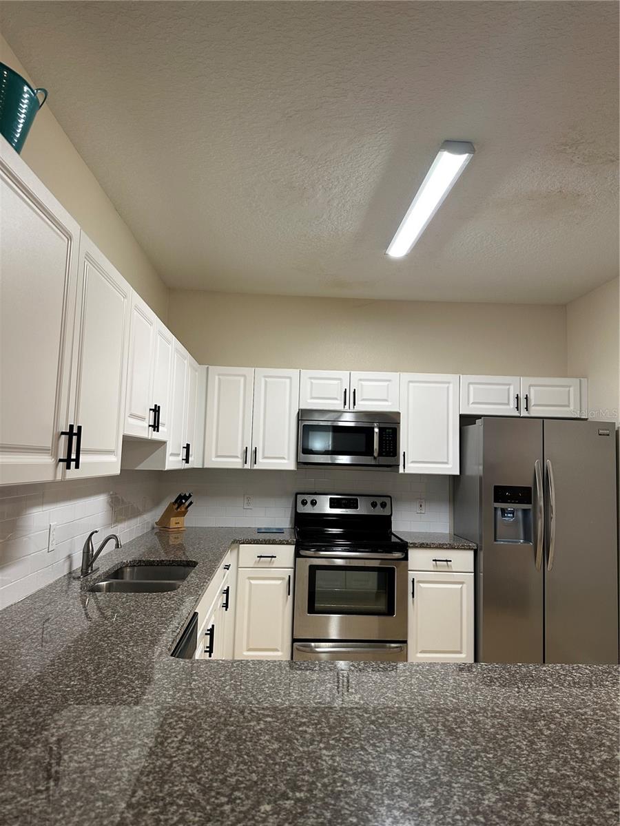 3123 Sun Lake Ct #a Property Photo 13