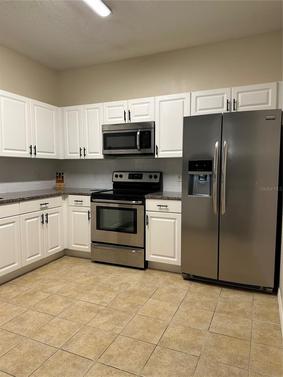 3123 Sun Lake Ct #a Property Photo 16
