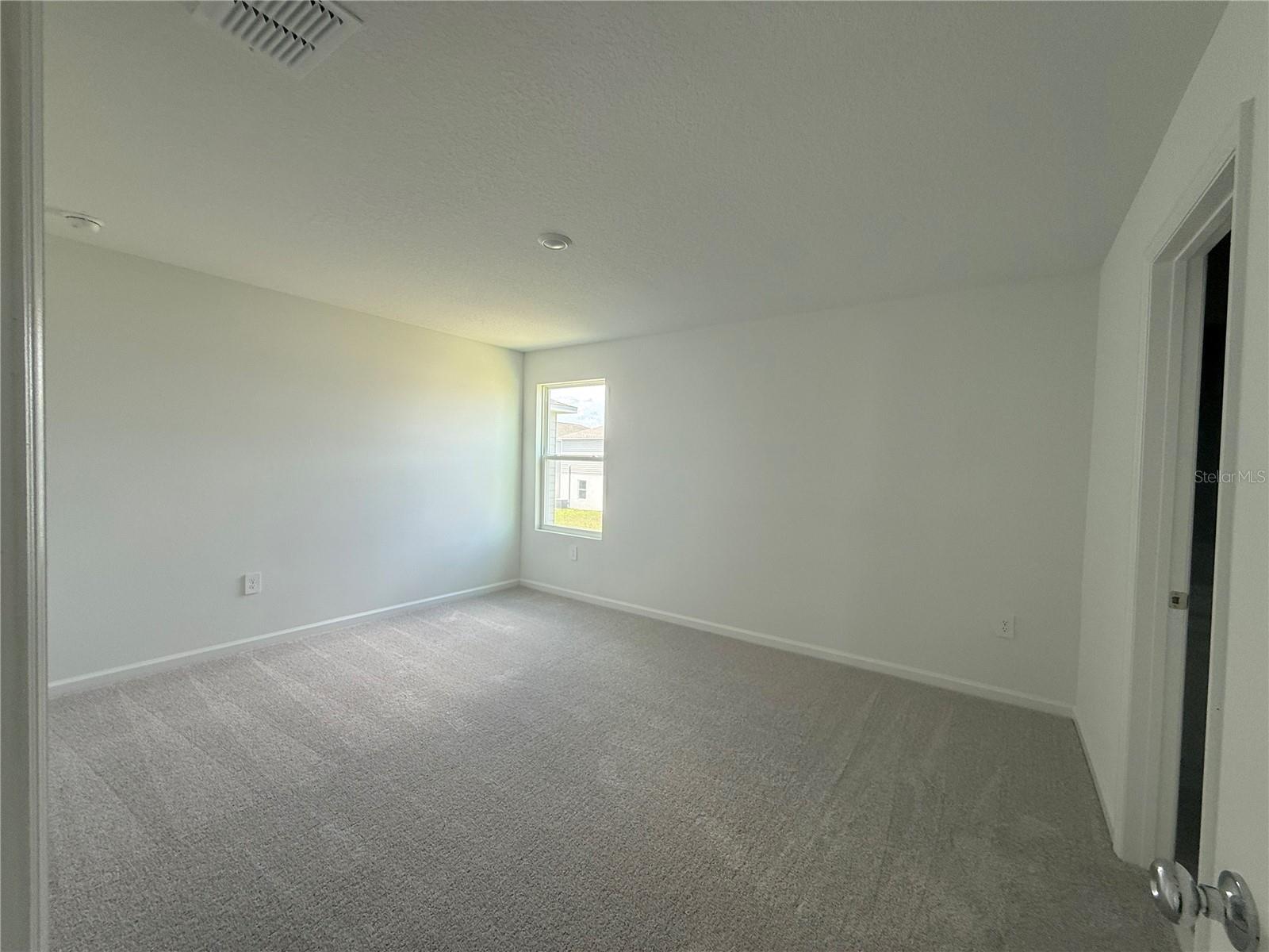 2528 Absolute Ave Property Photo 12