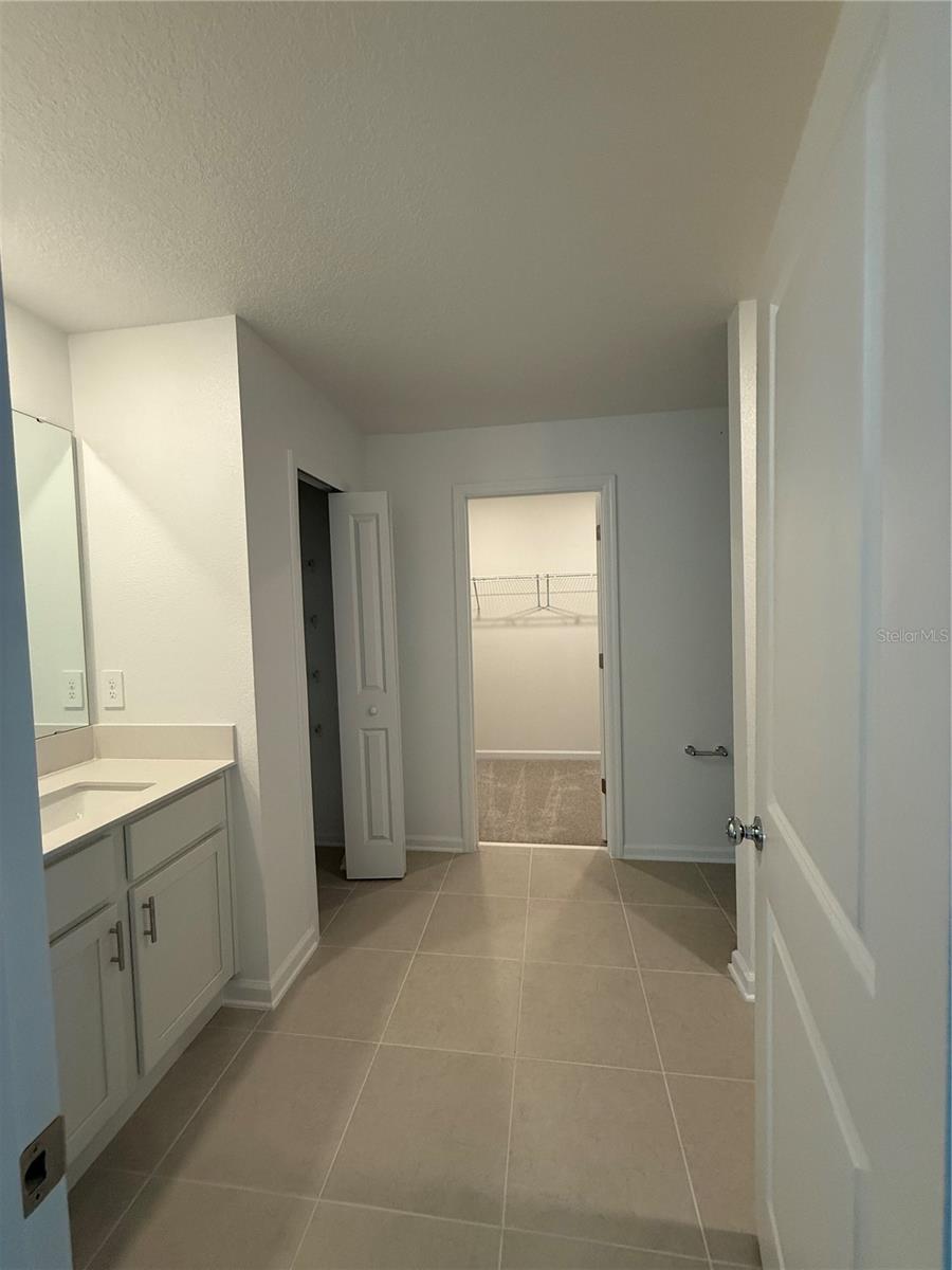 2528 Absolute Ave Property Photo 13