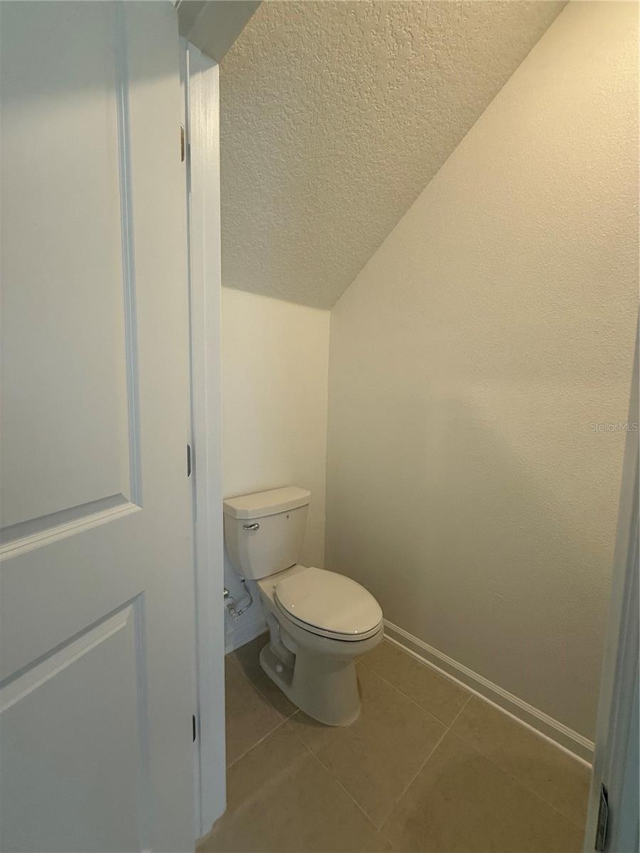 2528 Absolute Ave Property Photo 16