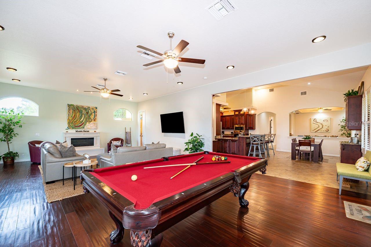 2339 Neptune Rd #unit A Property Photo 3
