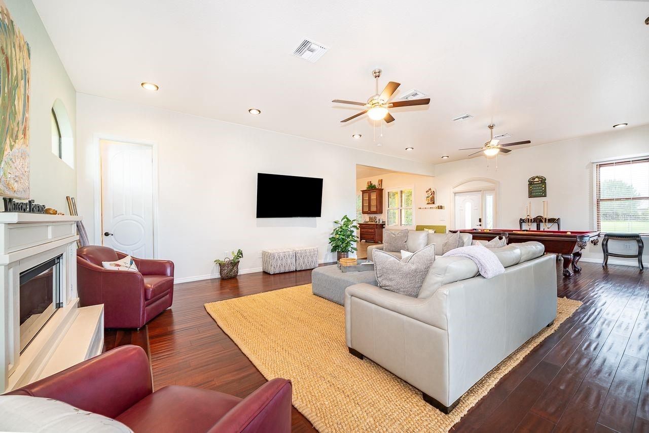 2339 Neptune Rd #unit A Property Photo 7