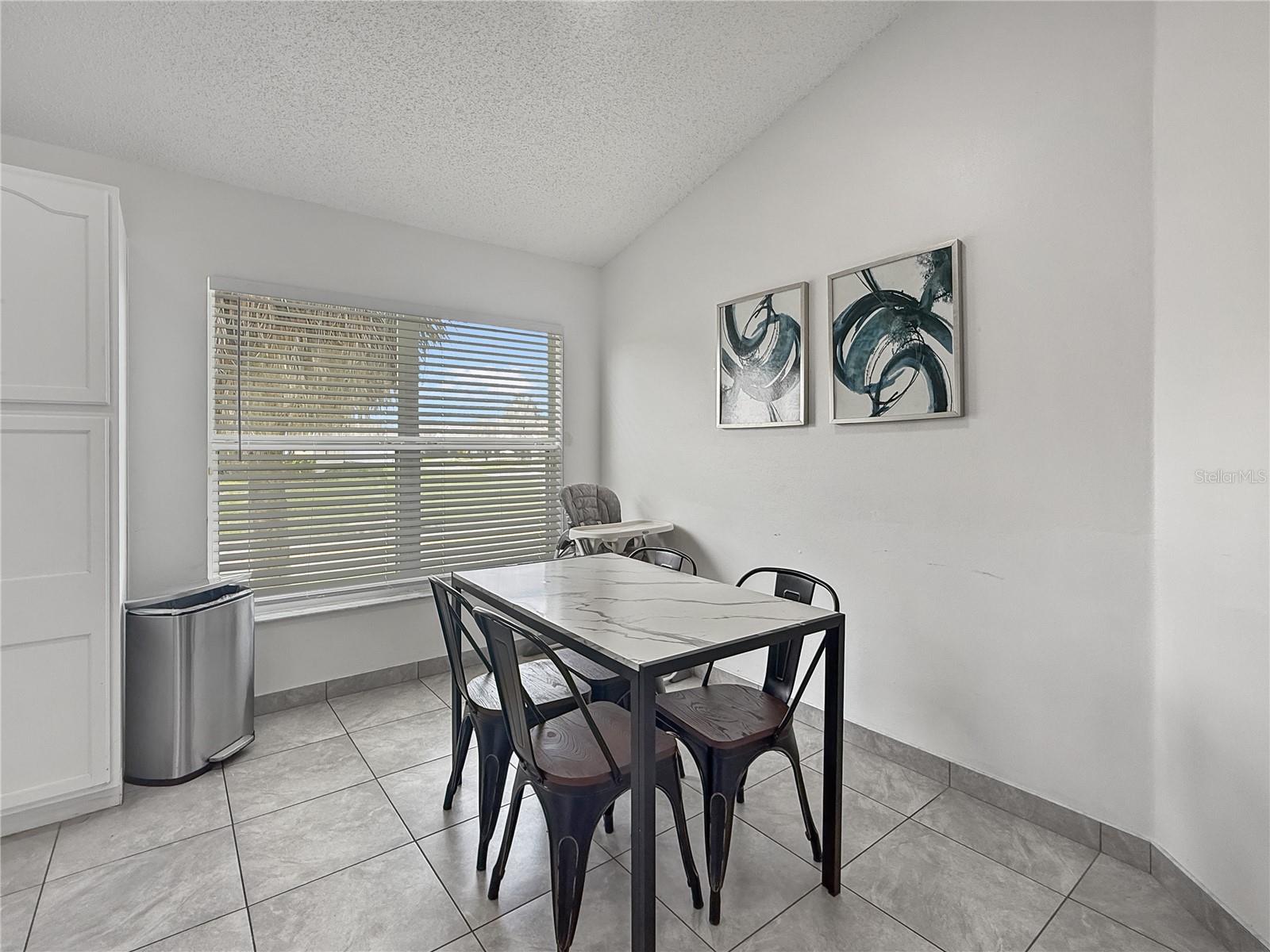 2512 Oneida Loop Property Photo 14