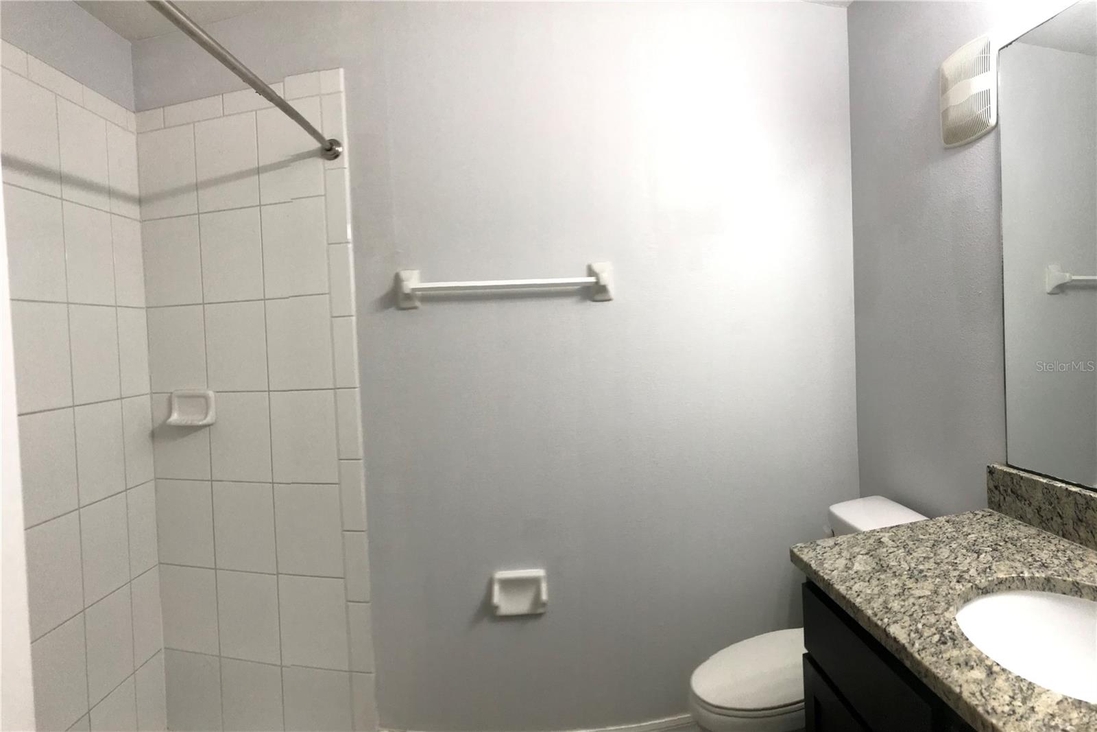 284 Gardner Ln #d Property Photo 15
