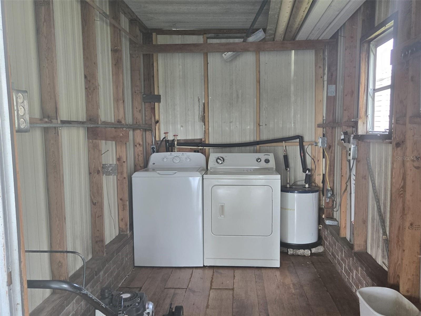 5562 Lansing Dr Property Photo 13