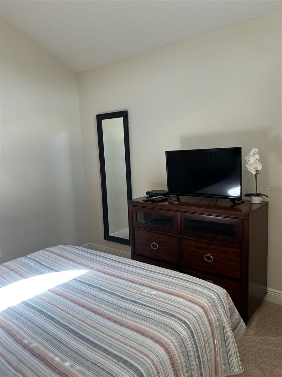 8135 Roseville Blvd Property Photo 32