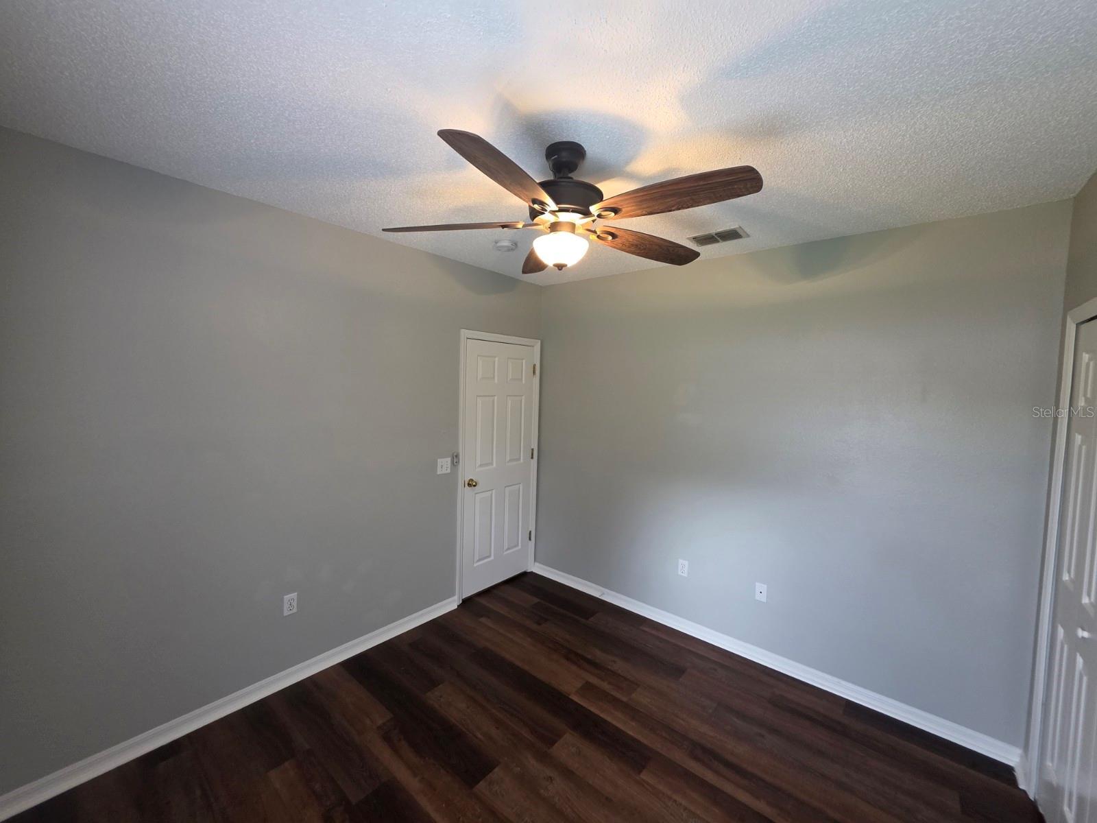 579 Kilimanjaro Dr Property Photo 14