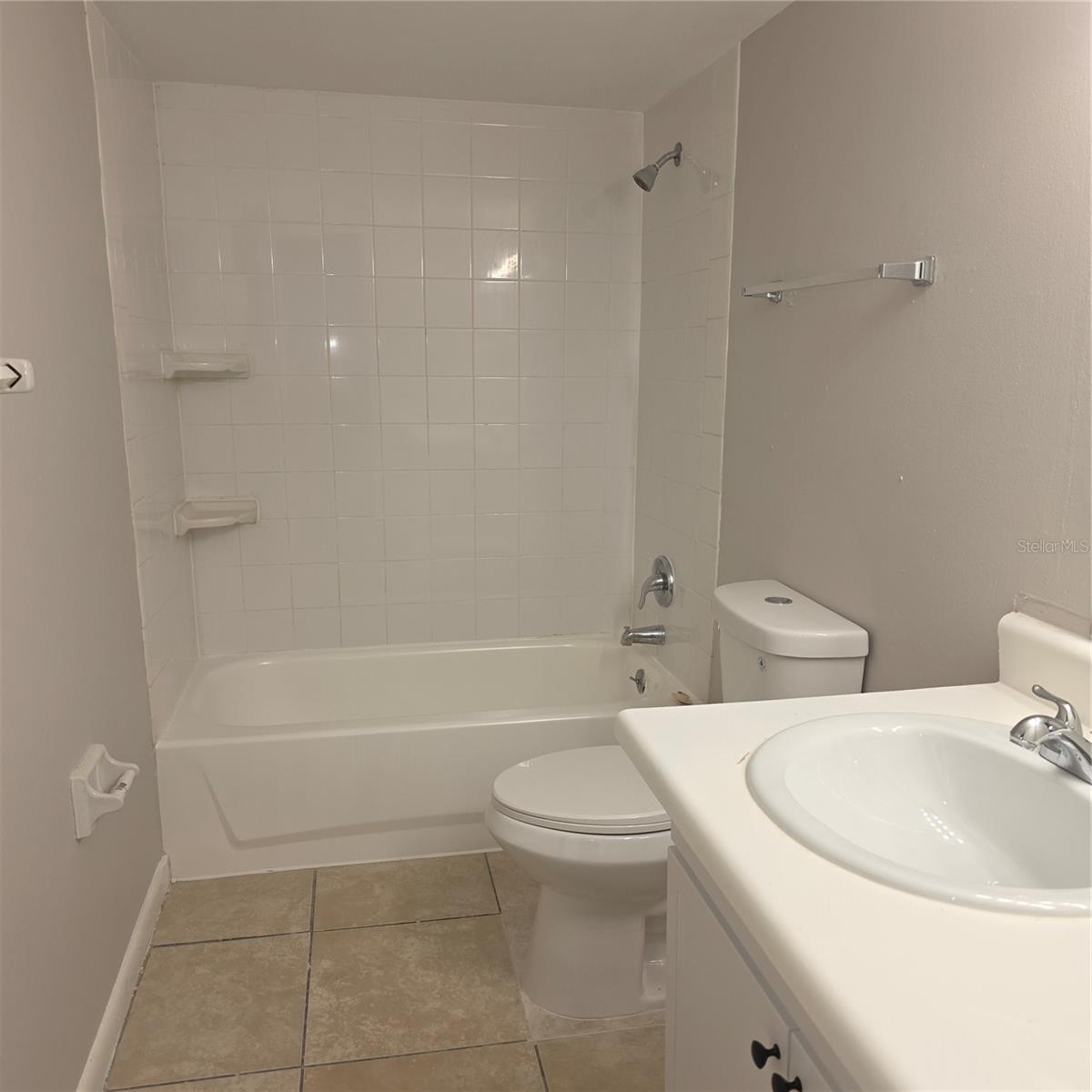 921 W Oak Ridge Rd #921c Property Photo 11