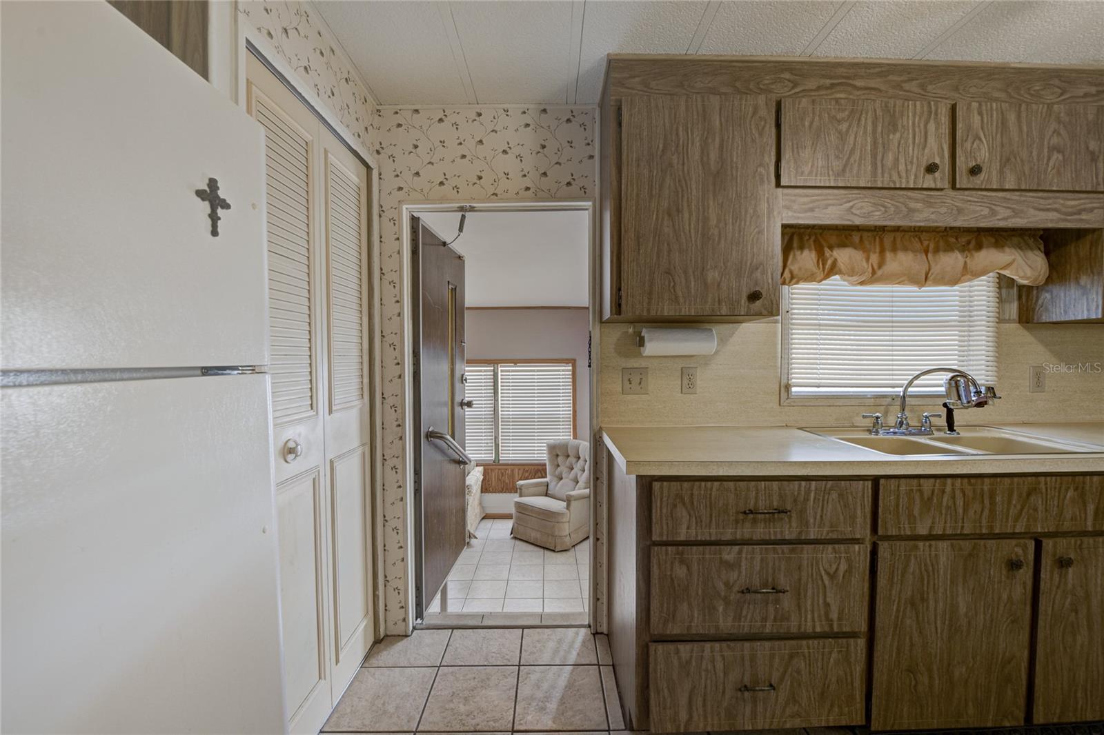 5619 Bayshore Rd #312 Property Photo 18