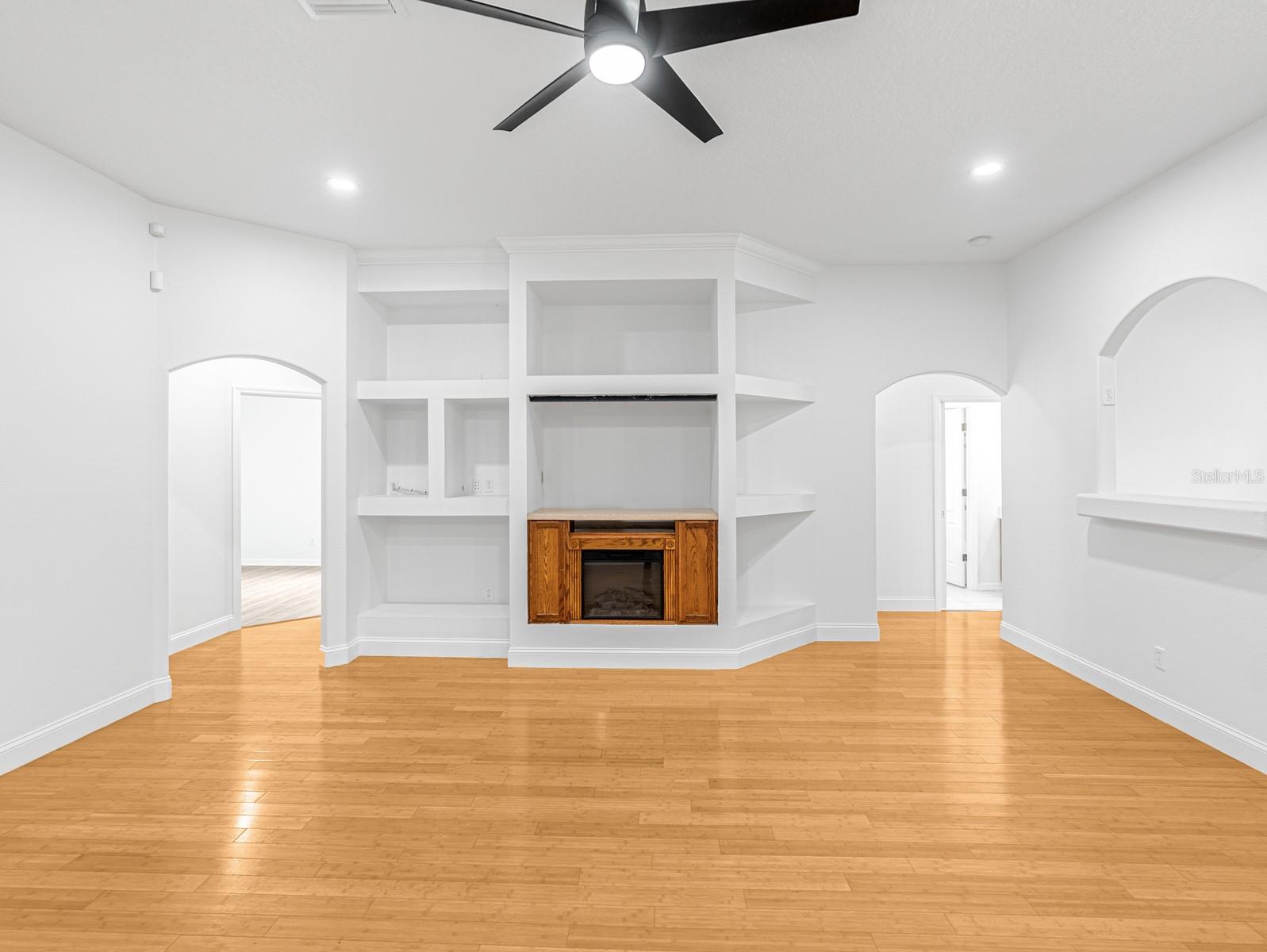 1670 Taylor Ridge Loop Property Photo 12