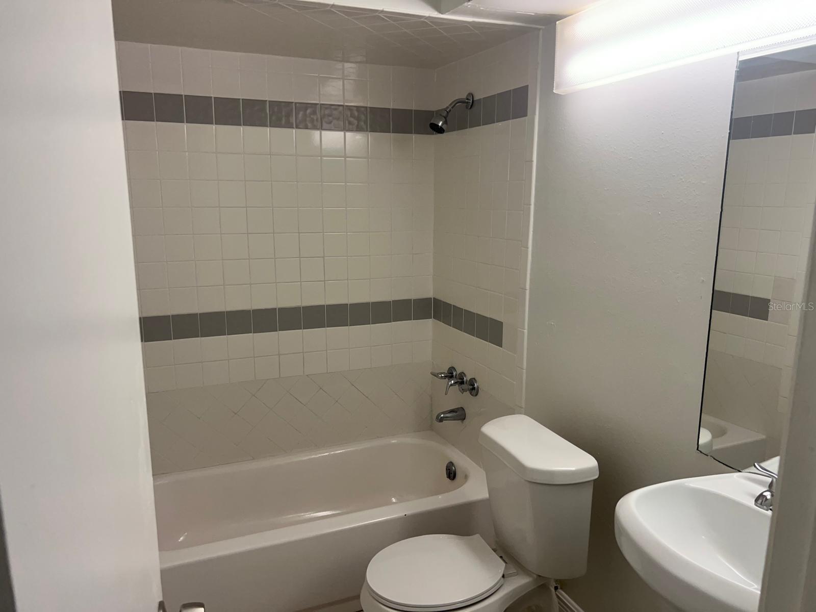 4123 Spitfire Property Photo 10