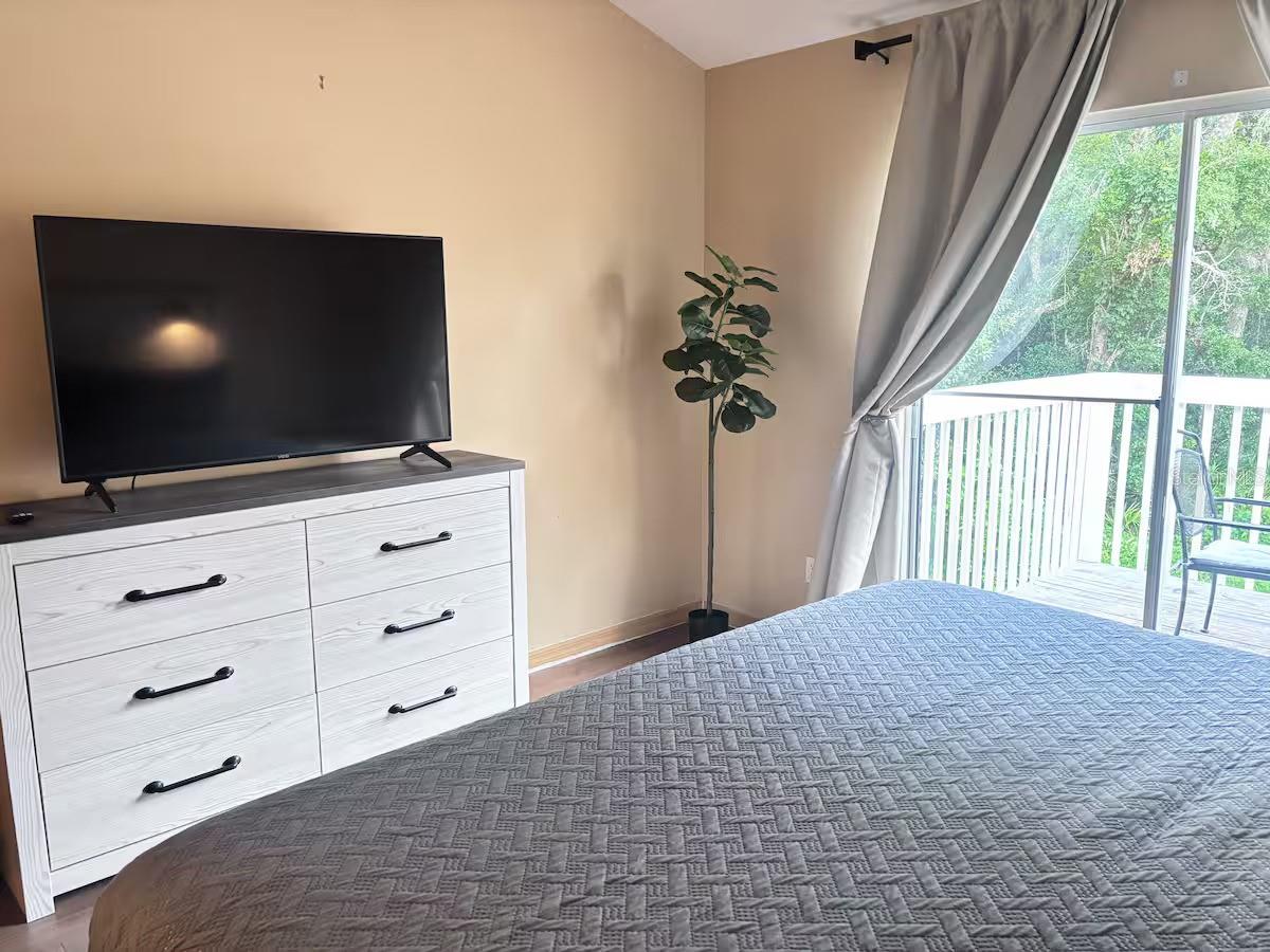 2458 Sweetwater Club Cir #22 Property Photo 9