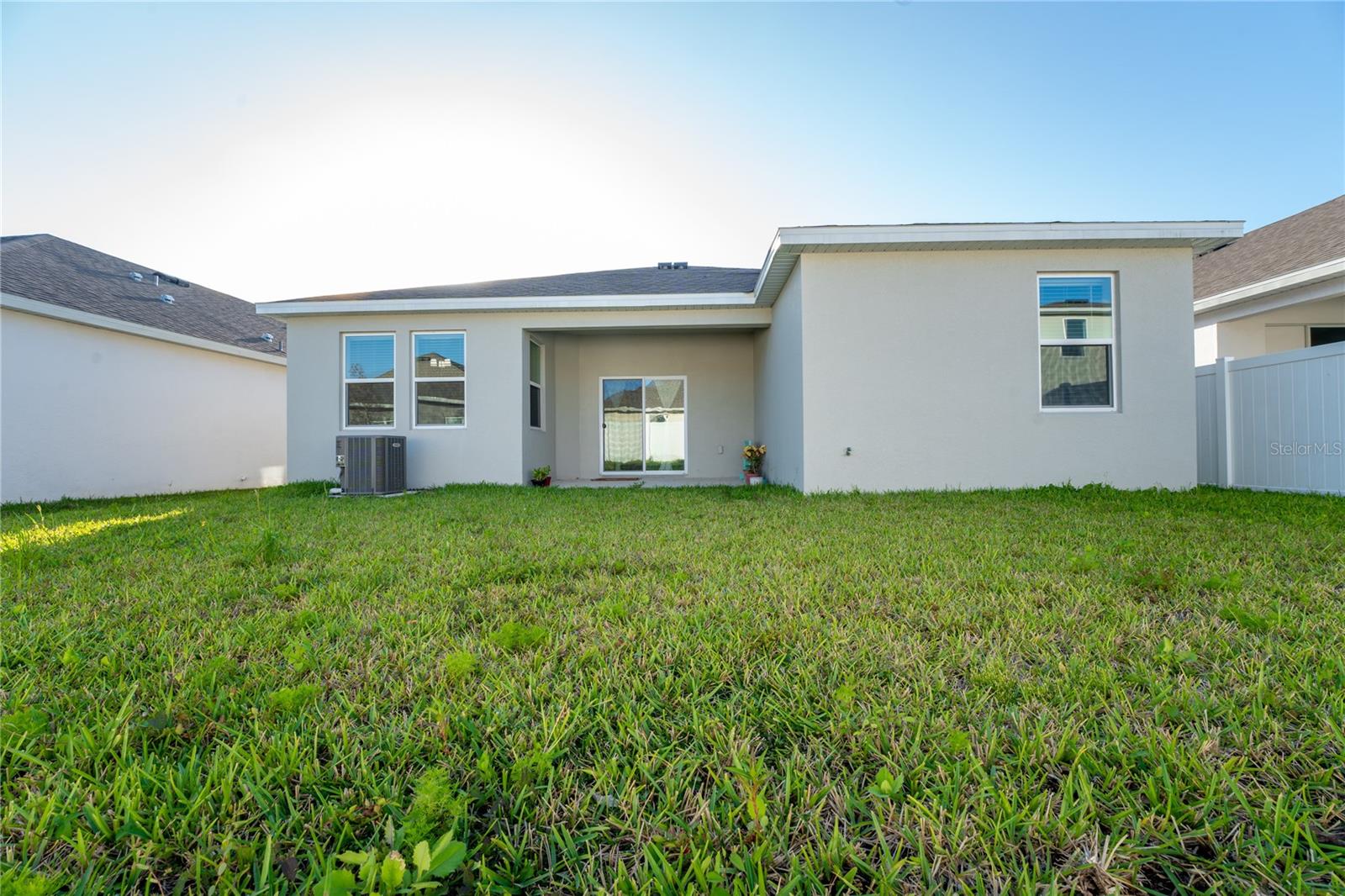1177 Fox Hedge Ln Property Photo 10