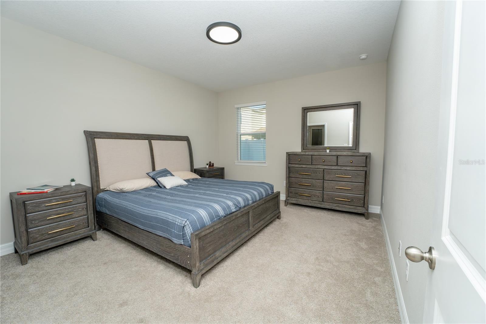 1177 Fox Hedge Ln Property Photo 20