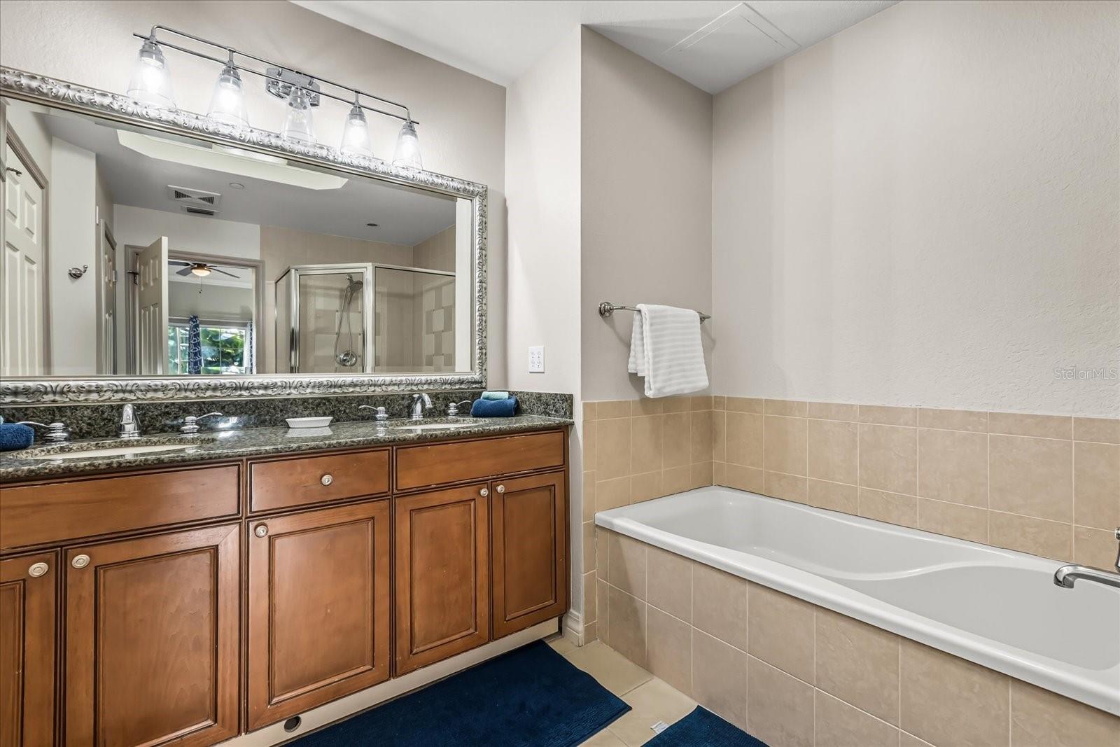 7604 Cabana Ct #103 Property Photo 15