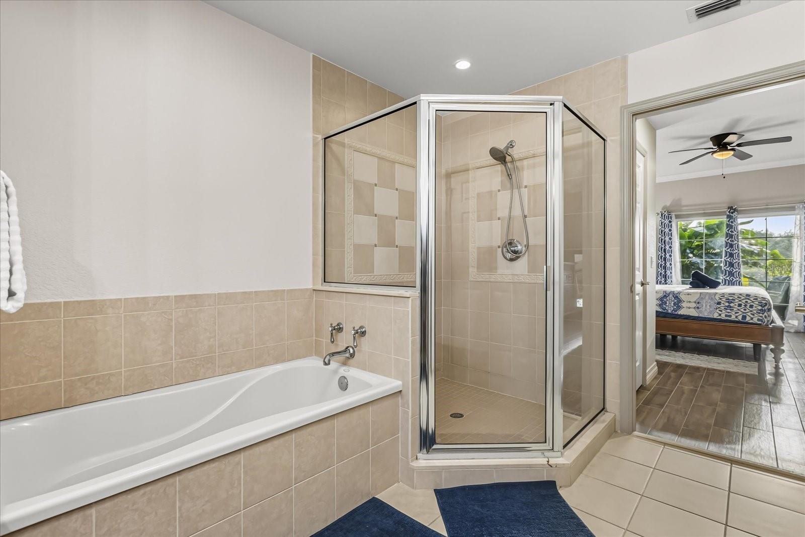 7604 Cabana Ct #103 Property Photo 16