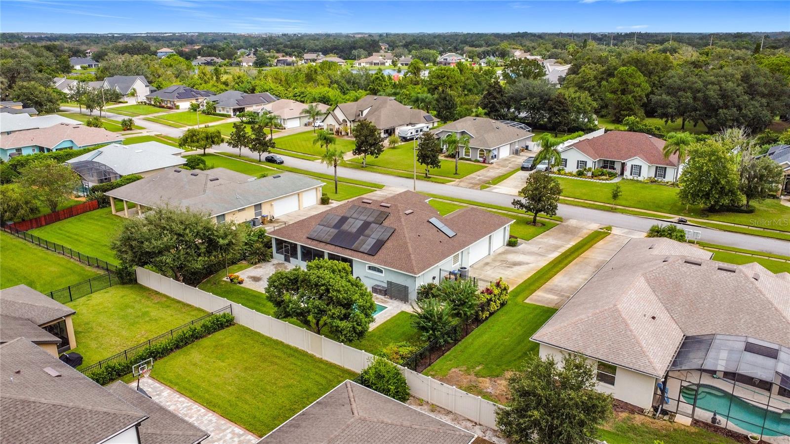 2808 Deerfield St Property Photo 49