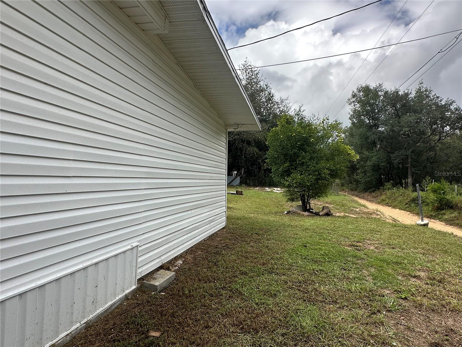 17405 Ne 38th Lane Rd Property Photo 7
