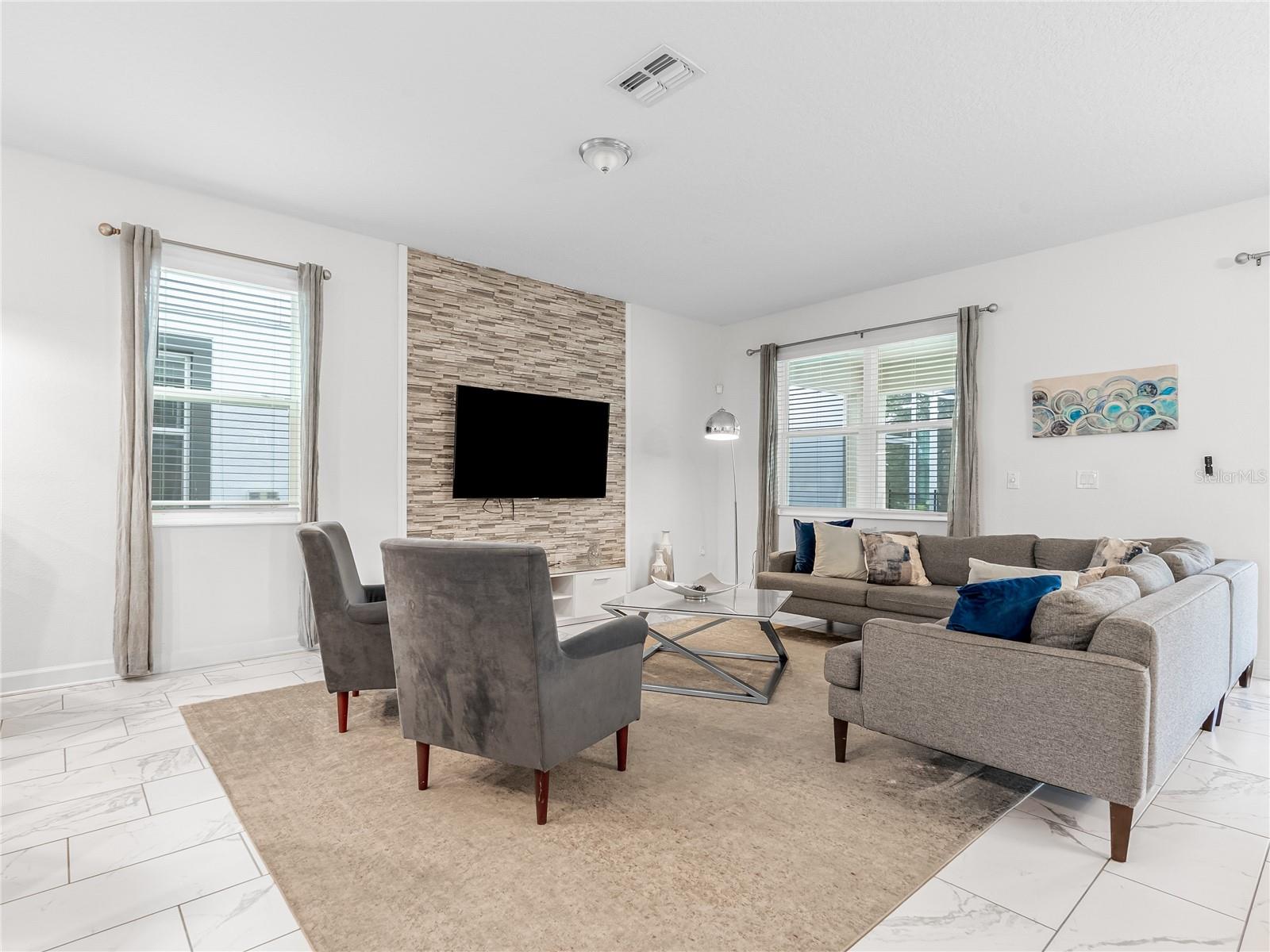 8809 Cruden Bay Ct Property Photo 11