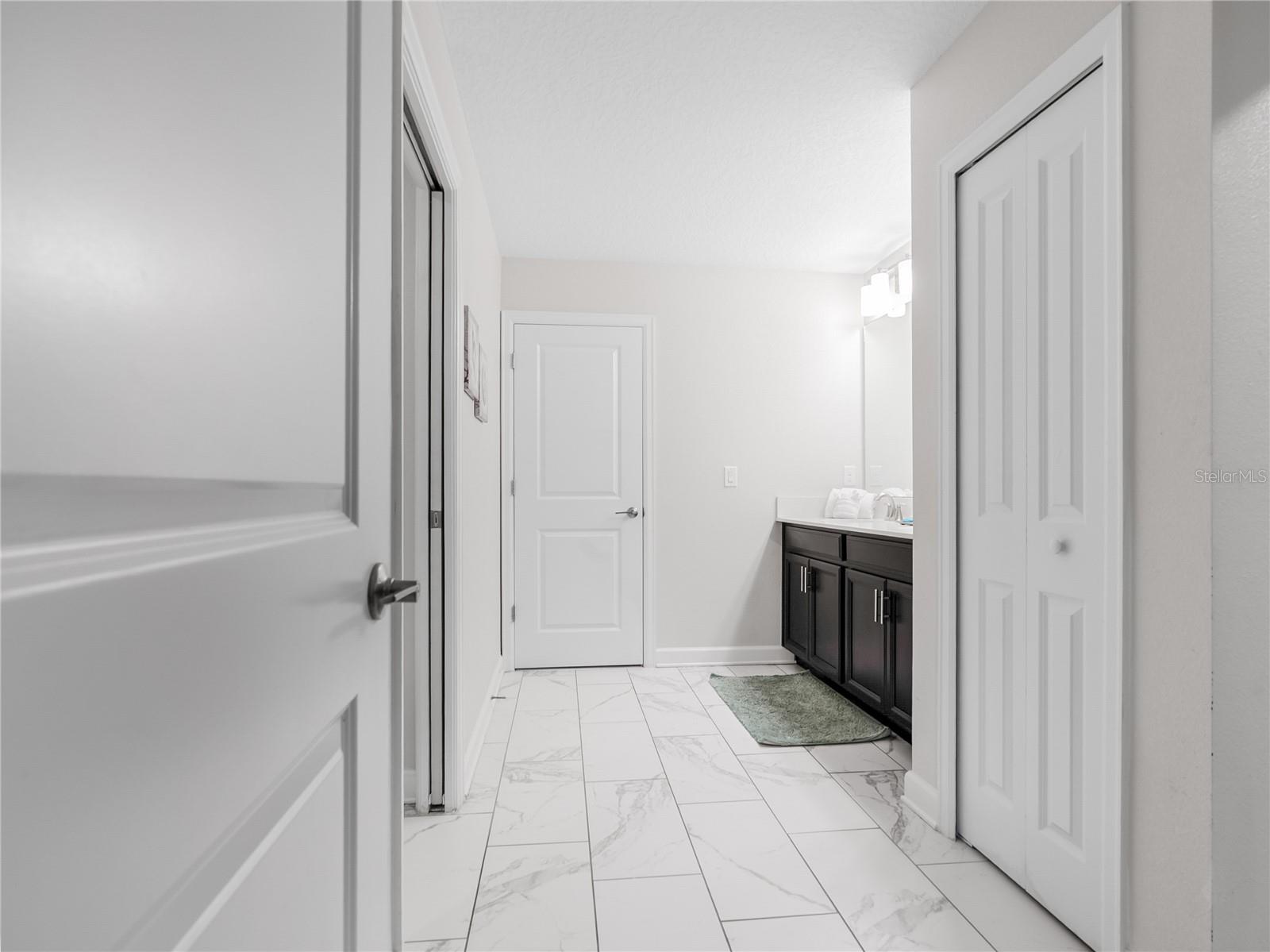 8809 Cruden Bay Ct Property Photo 27