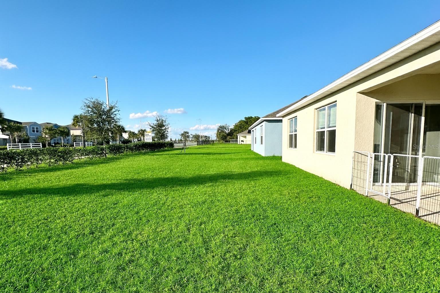 1122 Brimstone Cir Property Photo 17