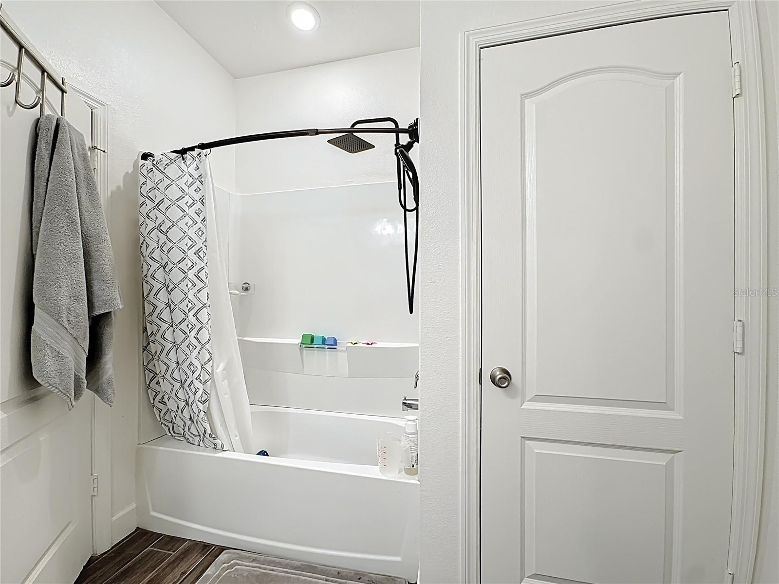 1404 Geranium Dr Property Photo 12