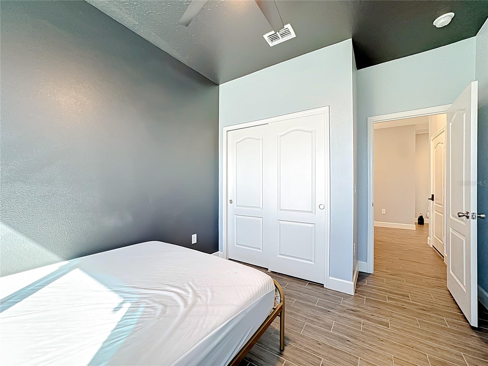 1404 Geranium Dr Property Photo 27