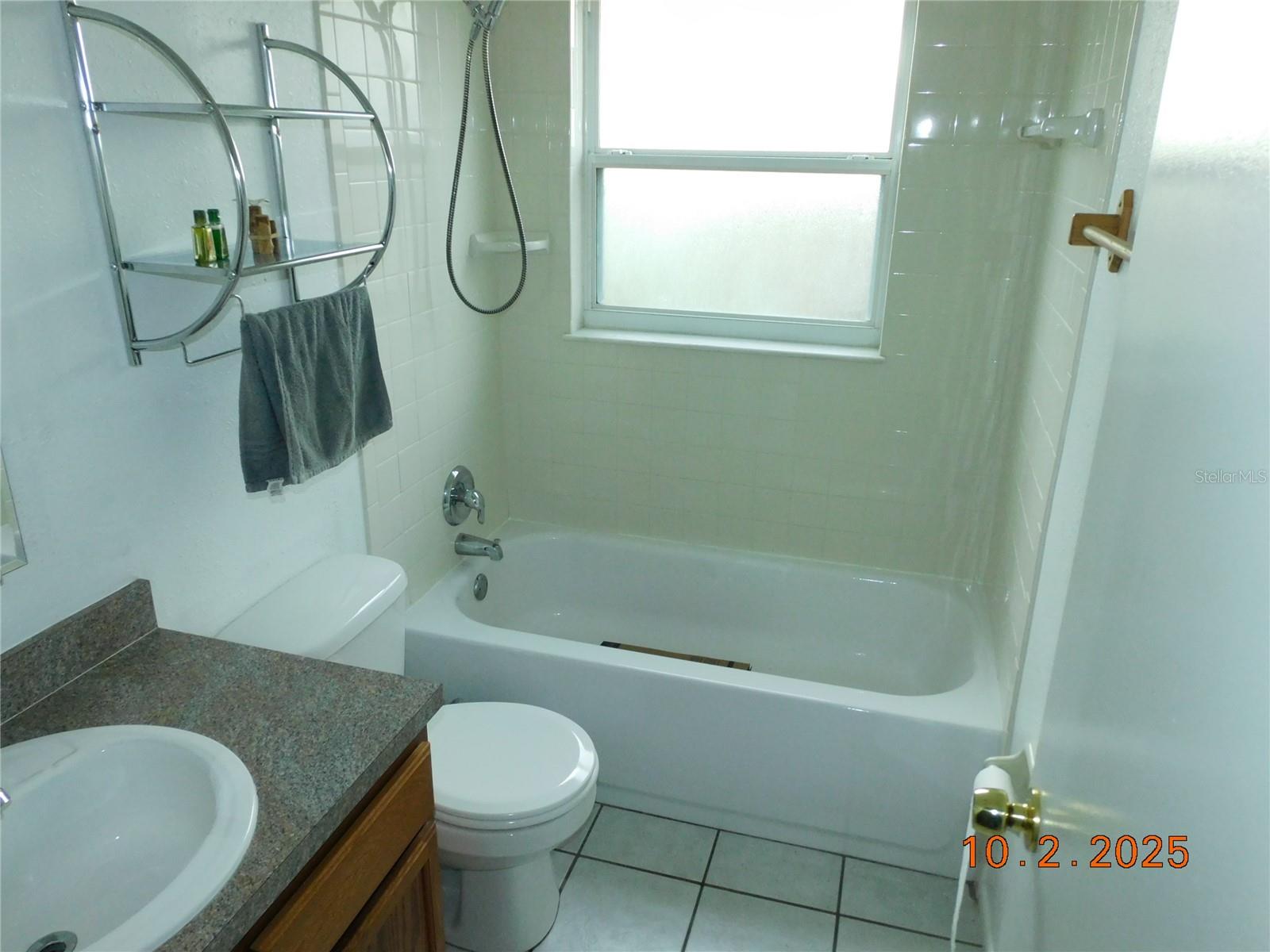 2542 Camphorwood Cir Property Photo 7
