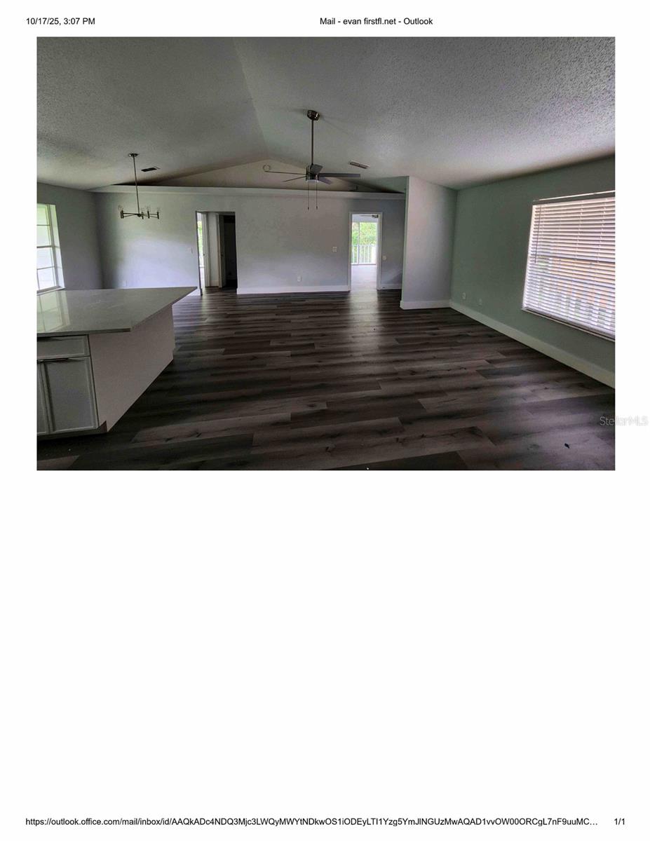 9838 Piney Point Cir Property Photo 2