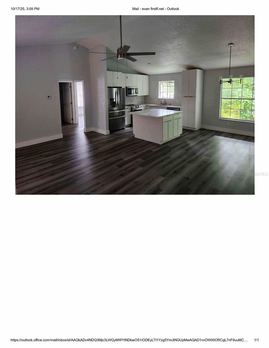 9838 Piney Point Cir Property Photo 3